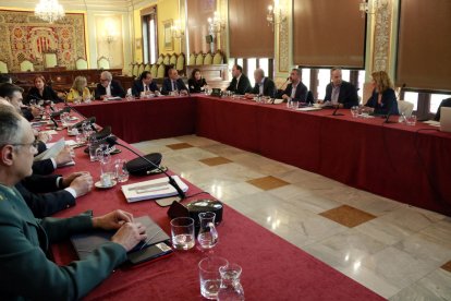 La Junta Local de Seguretat es va reunir ahir al saló de plens de l’ajuntament.