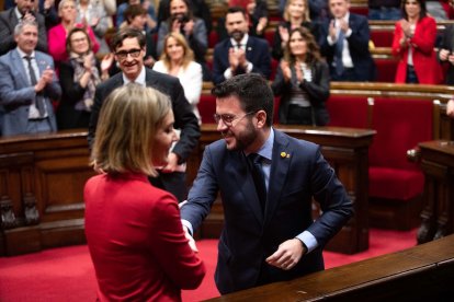 Aragonès i Albiach durant un ple al Parlament.