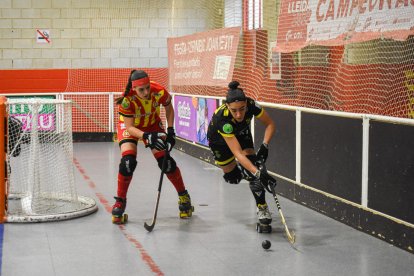 Les del Pla venen de vèncer sense problemes a la pista del Manlleu.