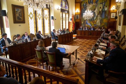 El ple celebrat ahir a la Diputació.