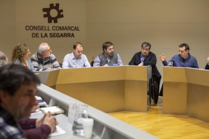 L’alcalde de Sant Ramon el 2015, Aleix Bochaca, a la dreta, va ser l’impulsor dels contenciosos.