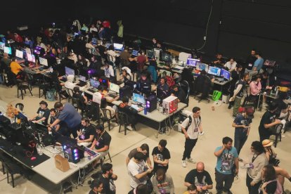 Participants a la Lan Party Lleida, que va acabar ahir la tercera edició a les instal·lacions del Magical Media.