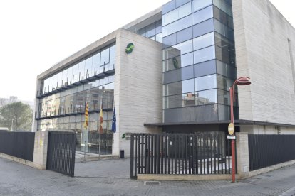 Vista de la seu de l’Institut Nacional de la Seguretat Social a Lleida.