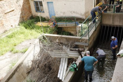 Imatge de divendres passat, quan es va tallar l’aigua a Balaguer.