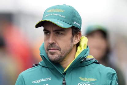 Fernando Alonso continuarà competint amb Aston Martin.