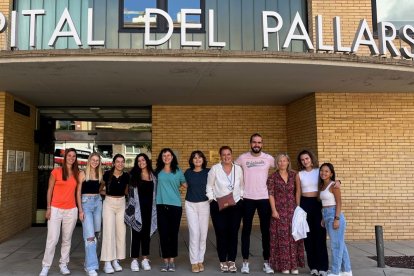 Primers estudiants a Tremp. Set alumnes de la UdL van començar el quart curs d’Infermeria a Tremp el passat 12 de setembre, a tall de prova pilot per obrir després la facultat del Pirineu.