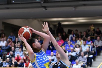 Claudia Contell, durant l’últim partit contra l’Estudiantes.