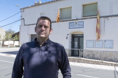 Albert Puig és l’alcalde en funcions de Ribera d’Ondara.