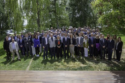 Organització, patrocinadors i esponsors de la 35a Trobada al Pirineu es van donar cita ahir.