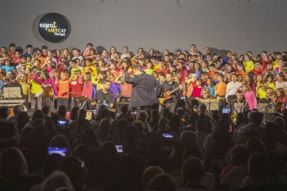 Interpretació de la cantata ‘El somriure de la princesa’ dimarts a l’Espai MerCAT de Tàrrega a càrrec d’alumnes de centres educatius.