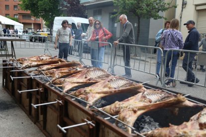 El rostit dels corders va ser un dels atractius matinals.