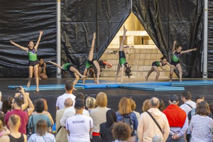 Mostra del Club INEF ahir a la plaça Sant Joan, com a prèvia.