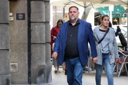 Oriol Junqueras ahir quan arribava a la seu d’ERC a Barcelona per a la junta executiva del partit.