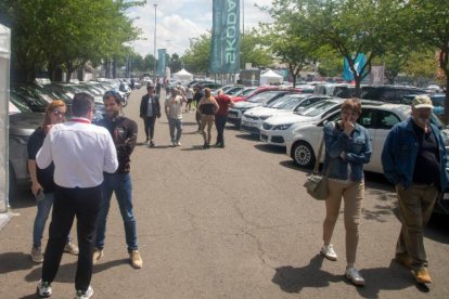 El Mercat del Vehicle d’Ocasió de Tàrrega durant la jornada d’ahir.