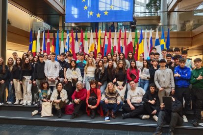 Foto de grup dels alumnes en el decurs de la seva estada al Parlament Europeu.