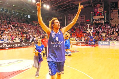 Roger Grimau va deixar el club al final de la segona temporada ACB per anar al Barça.