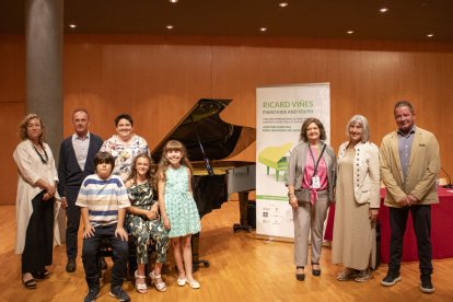 Presentació ahir de la quarta edició del concurs Ricard Viñes Piano Kids and Youth a l’Auditori.