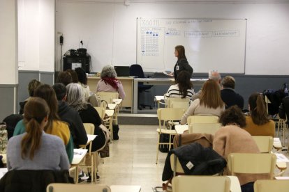 Examen per entrar en una borsa de secretaris al gener.