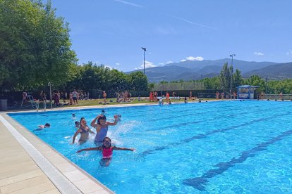 Alumnes de les escoles van aprofitar el matí d’ahir.