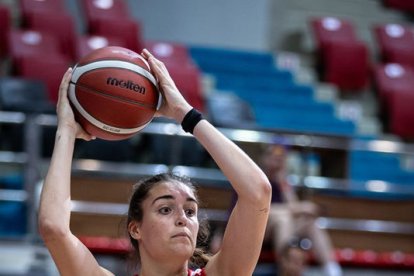 Marina Mata, durant l’últim Europeu U18 amb Espanya.