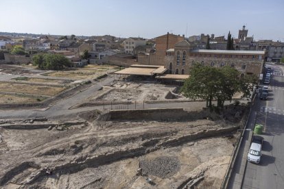 El nou museu s’aixecarà al costat del parquing del Parc Romà d’Arqueologia.