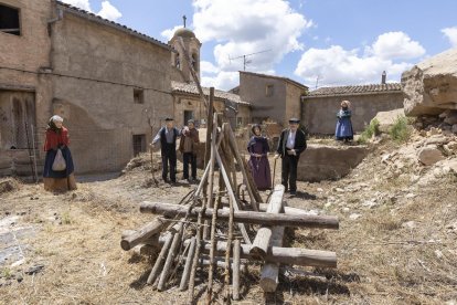 Representació amb figures a mida natural de l’execució de Teresa Guàrdia, la Baquiol.