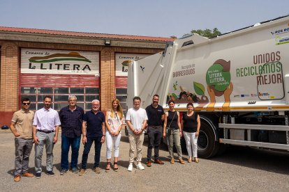 Responsables de la comarca de la Llitera van presentar el camió.