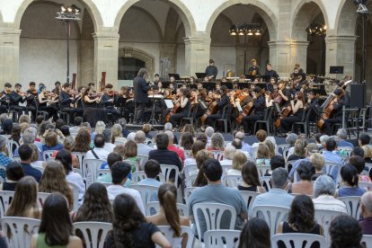 Més de 500 persones van gaudir ahir del concert inaugural del Festival de Música de Cervera.