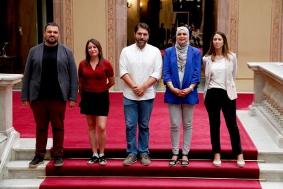 Diputats dels comuns, CUP, PSC, ERC i Junts, després d’anunciar la reedició del cordó sanitari.