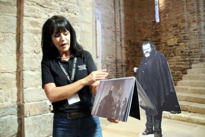 Al castell de Cardona es va presentar ahir una visita guiada de ‘cine’.