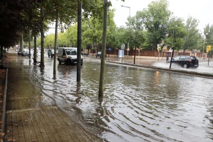 Acumulació de pluja a Lleida per un temporal anterior.