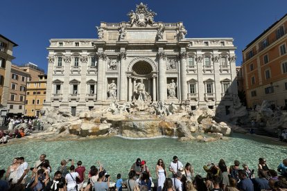 La Fontana de Trevi cobrará 2 euros por una experiencia única en Roma, la ciudad más visitada de Europa