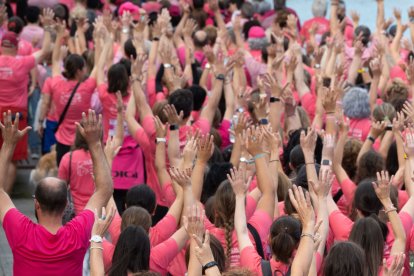 Una marcha contra el cáncer de mama.