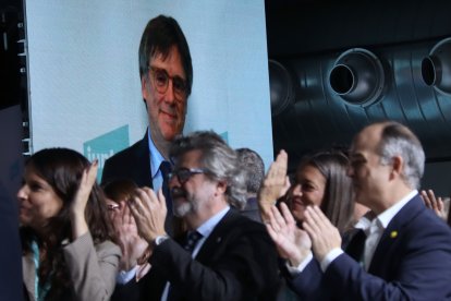 La nova direcció de Junts encapçalada per Carles Puigdemont després de ser proclamada aquest diumenge al congrés de Calella