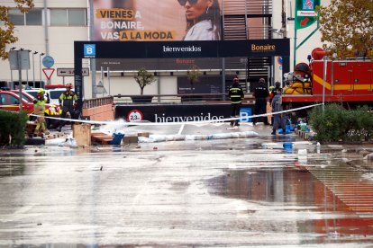 L’accés al pàrquing del centre comercial Bonaire, a Aldaia.