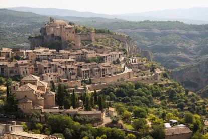 Alquézar, en la província de Huesca, se encuentra a 1 hora y cuarto de Lleida capital.