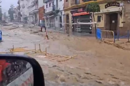 Riada a consecuencia de las intensas lluvias caídas en Alhaurín de la Torre este miércoles