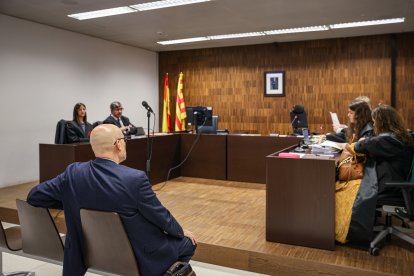 L'exdirector de Catalunya Ràdio i de l'ACN, Saül Gordillo, abans del judici contra ell per agressió sexual.