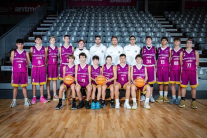 L'equip infantil del Força Lleida que competirà a la Minicopa Endesa.