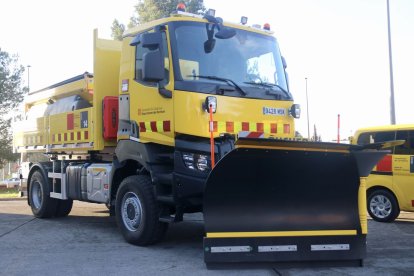 Una máquina quitanieves en el Centro de Conservación de Carreteras de Sabadell y Terrassa