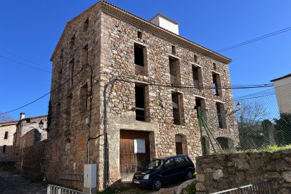 Casa de la Pobleta de Bellveí al Pallars Jussà que es vol rehabilitar