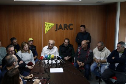 Roda de premsa de JARC a Lleida per valorar les mesures plantejades pel Govern.