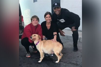 Patrick Kluivert y su esposa Rossana, en Seròs.