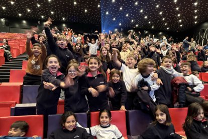 Escolars a la Llotja de Lleida a punt d’una sessió d’Animac.