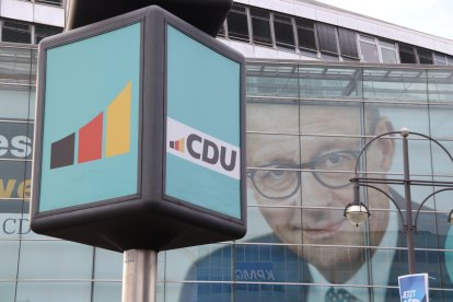 Imatge del candidat a canceller de la CDU, Friedrich Merz, a la seu del partit a Berlín