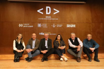 Mireia Gonzàlez, Xavier Quinquillà, Josep Mª Forné, Anna Sàez, Ramon Sistac y Joan Busqueta, ayer. - MAGDALENA ALTISENT