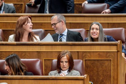 Varios diputados de Junts en la sesión de ayer en el Congreso de los Diputados. - EUROPA PRESS