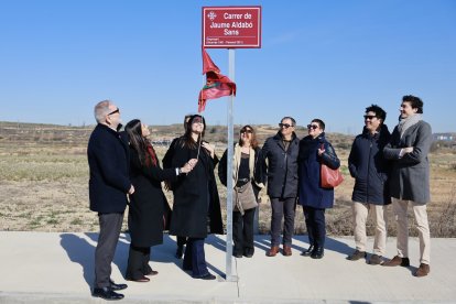 Descubrimiento de la placa de la calle dedicada a Jaume Aldabó Sans.