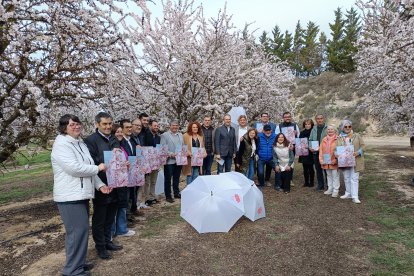 Los responsables del proyecto, en el que participan veinte municipios, en la presentación de ayer. - CONSELL COMARCAL DEL SEGRIÀ