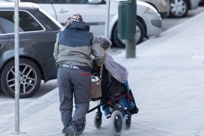 Más de la mitad de los beneficiarios tienen más de 80 años. - EUROPA PRESS